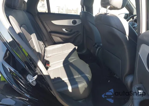 2019 Mercedes-Benz Glc 300 from USA, damaged, VIN WDC0G4JB3KF563380